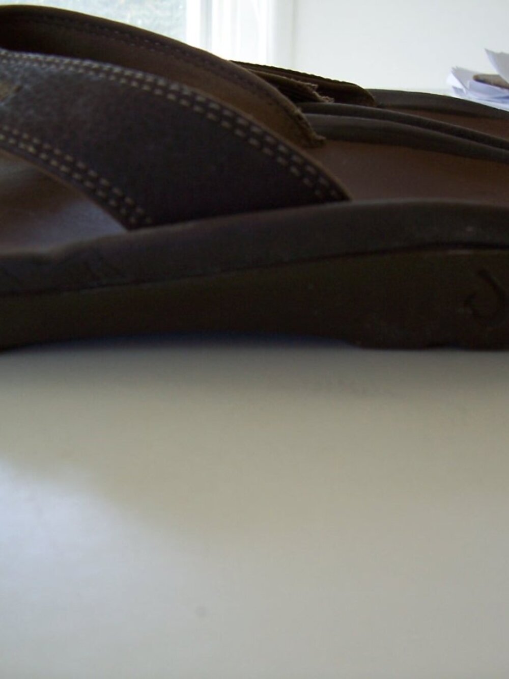 Olukai Flip-Flops Size 10 Brown with Brown Leather Footbed - Picture 2 of 4
